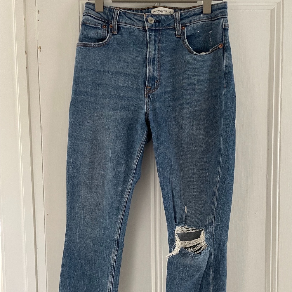 Abercrombie Curve Love "The Skinny" High Rise Jeans